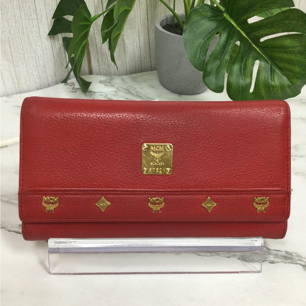 GUC MCM Red Leather Continental Wallet - Gold Hardware